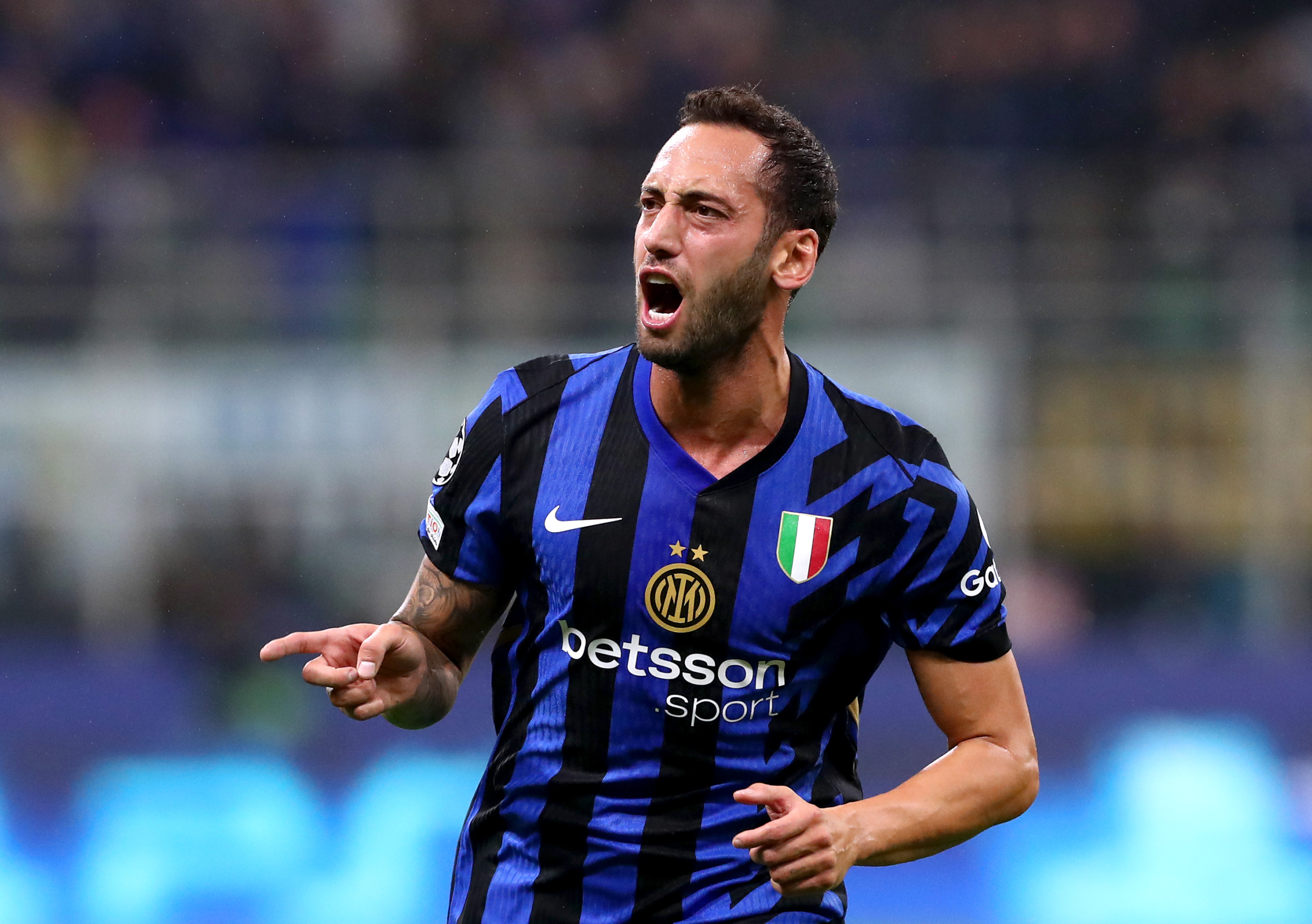 Hakan-Calhanoglu-Inter-Milan-1