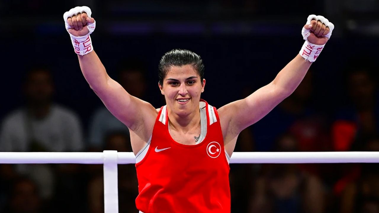 busenaz-surmeneli-yari-finale-yukseldii